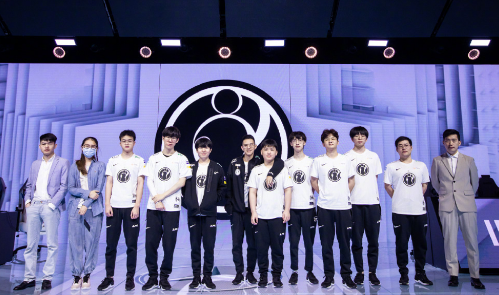 随着卡罗琳 随着卡罗琳