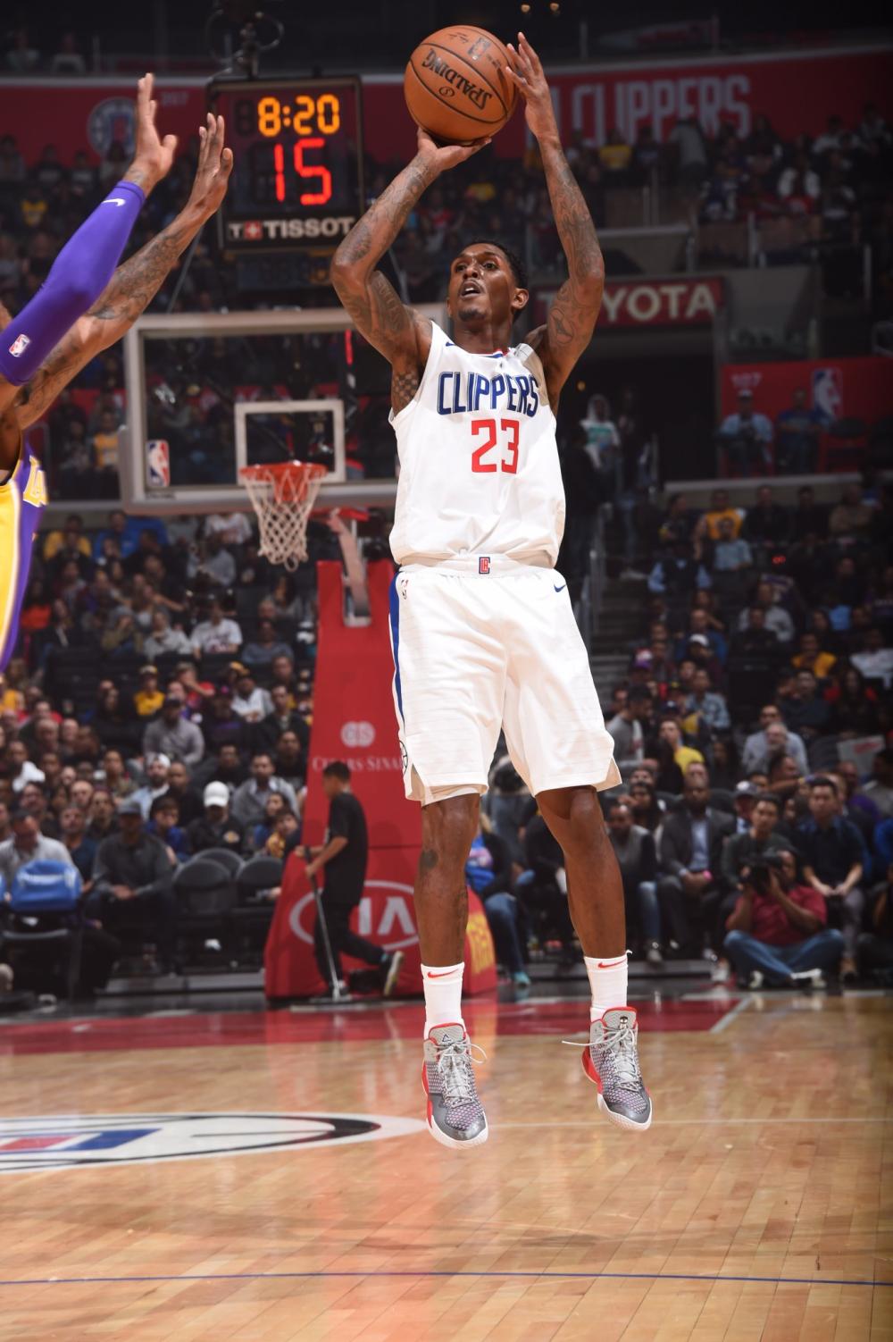 中场防守强 中场防守强